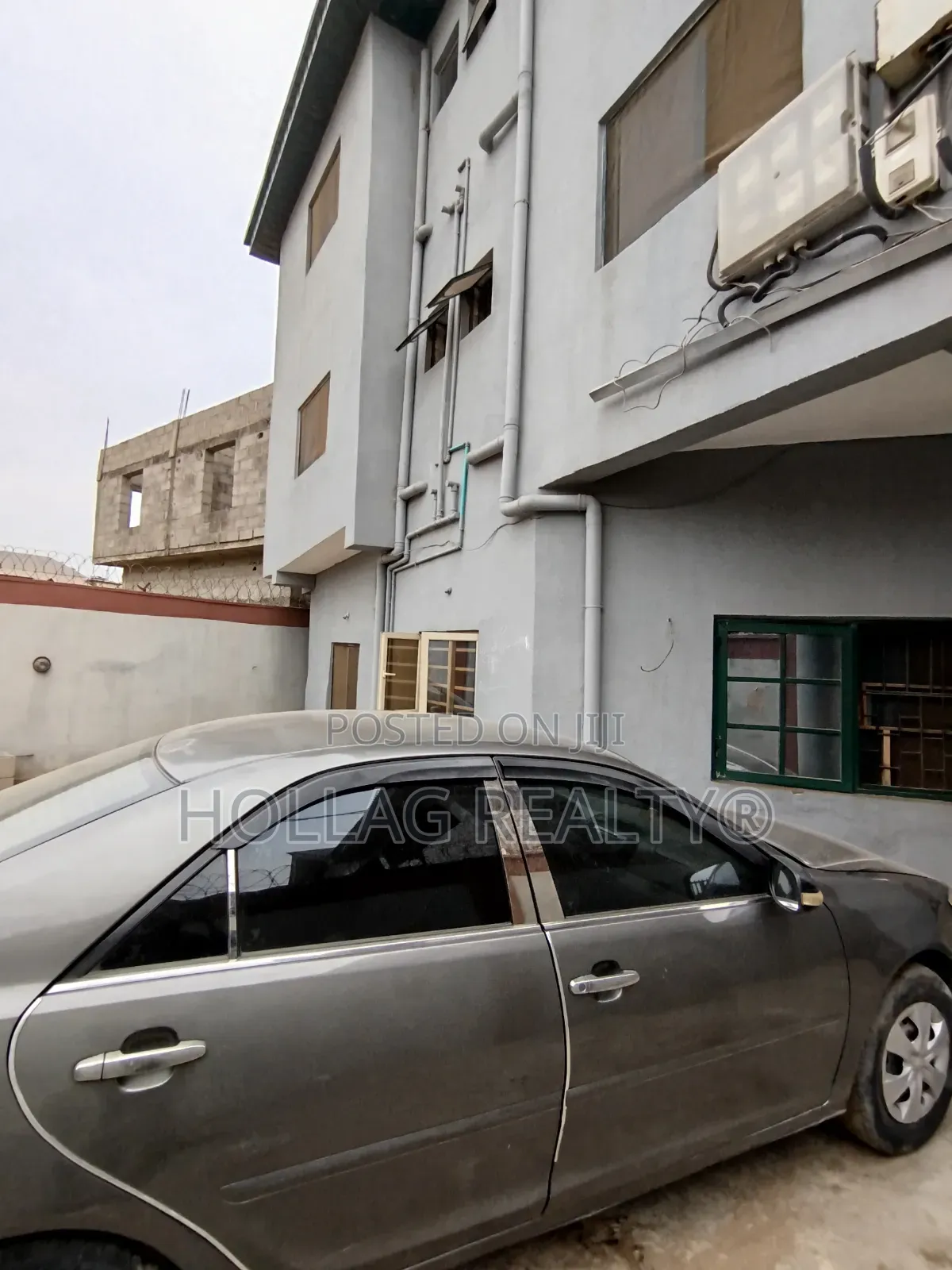 2bdrm Block of Flats in Oworonshoki / Shomolu for sale in Oworonshoki / Shomolu