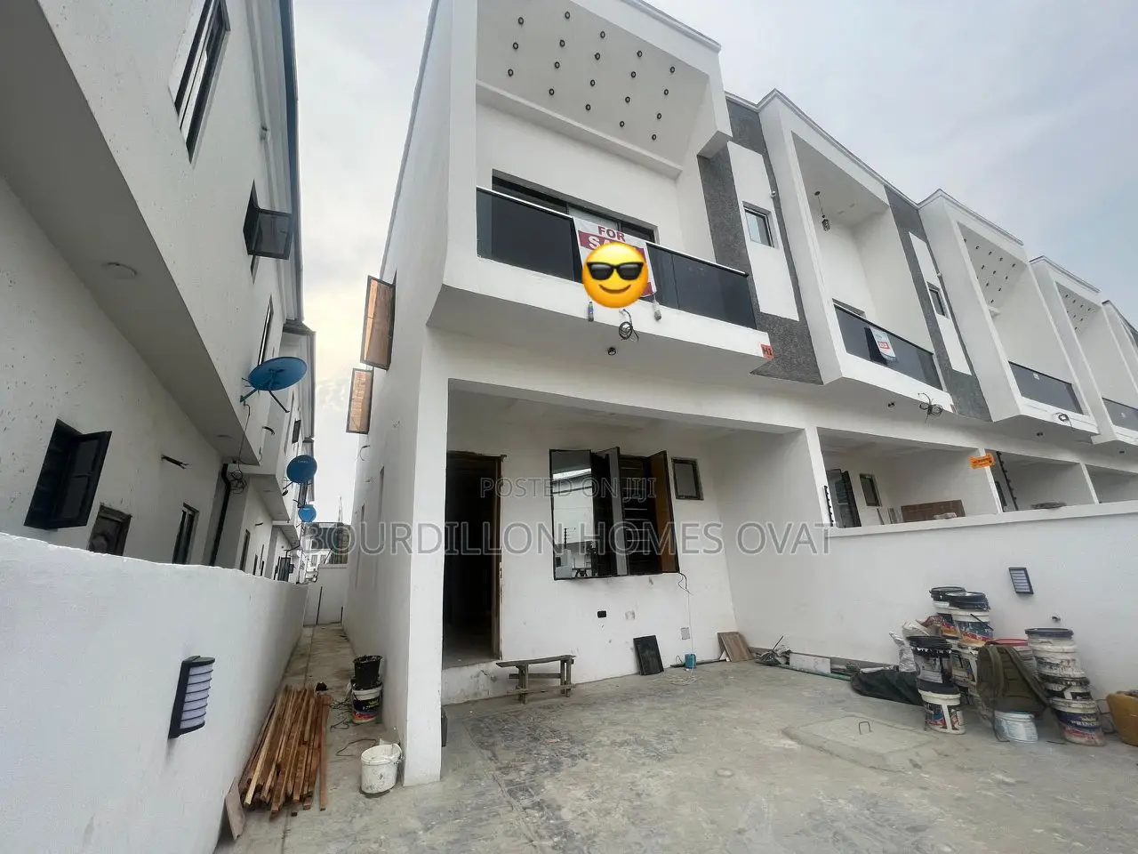 4bdrm Duplex in Ikota for sale in Ikota