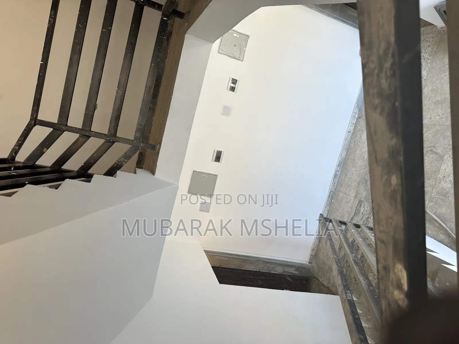 3bdrm Block of Flats in Idu Industrial for sale in Idu Industrial