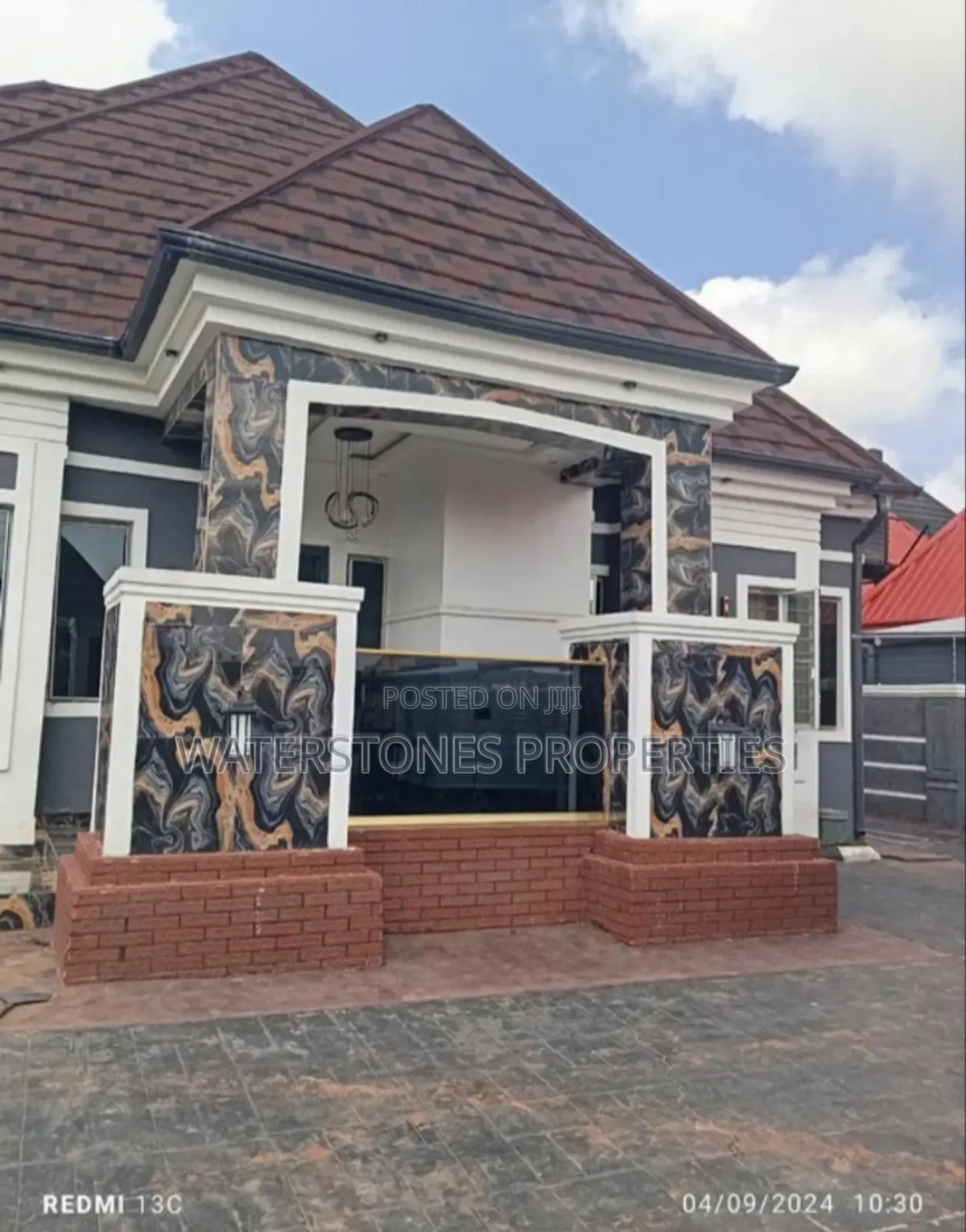 Building for Sale in Asaba in Oshimili South
