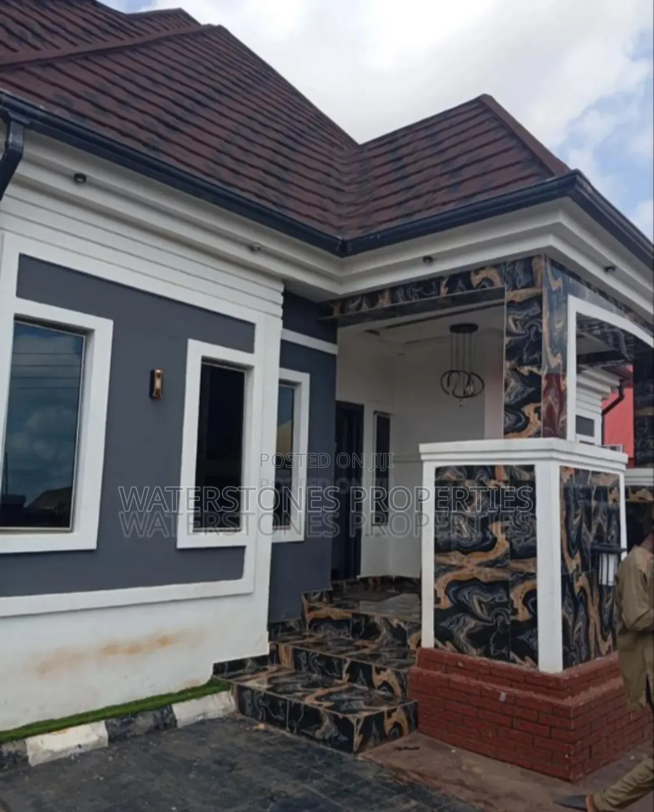 Building for Sale in Asaba in Oshimili South