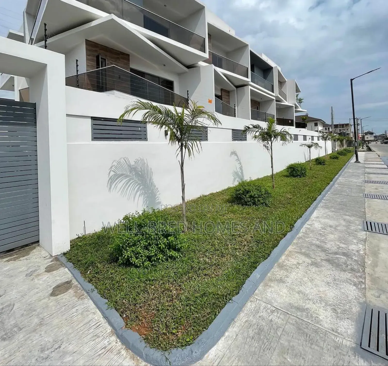 4bdrm Duplex in Lekki Phase 1 for rent in Lekki Phase 1