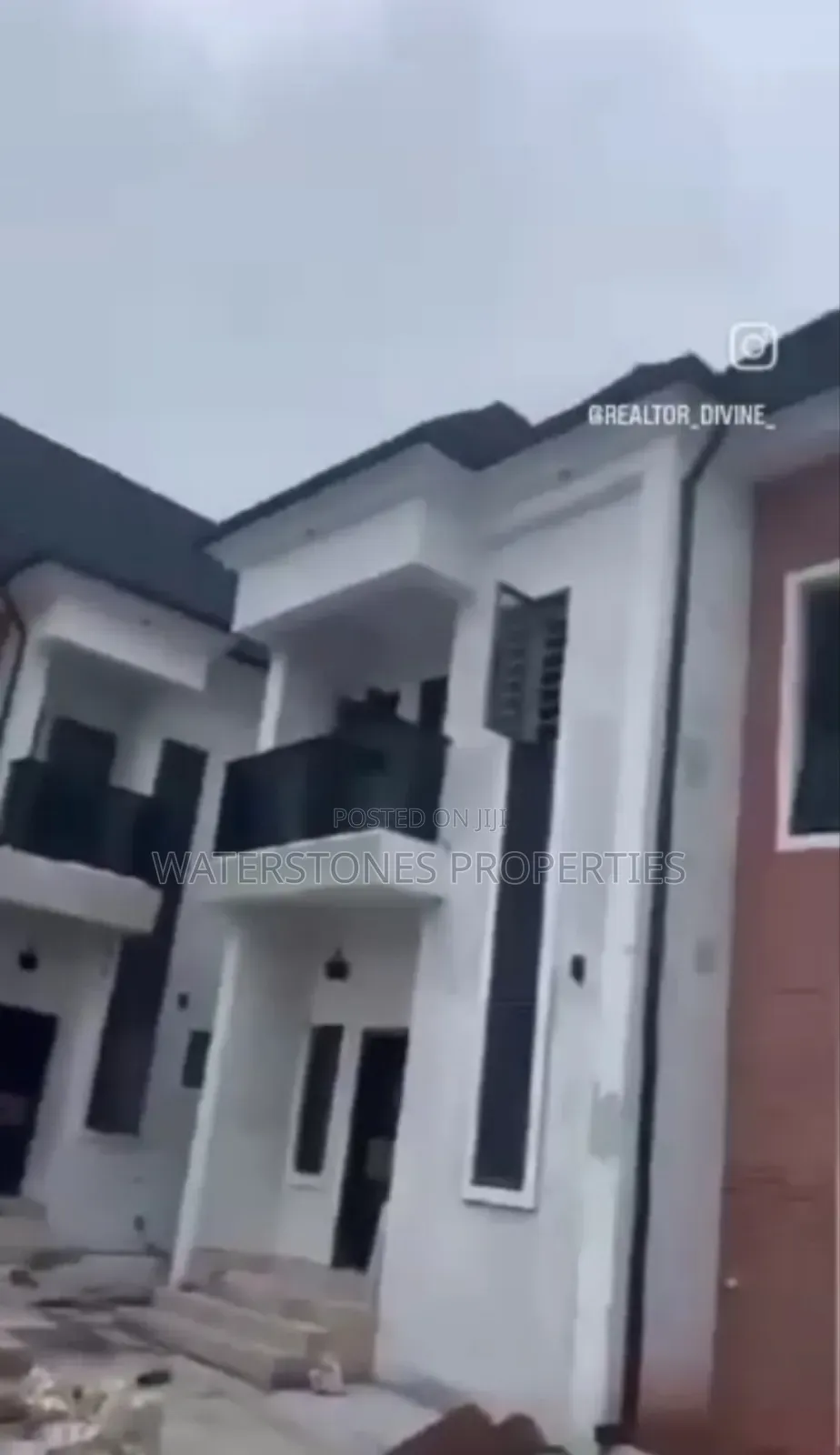 Terrace Duplex for Sale in Oshimili South