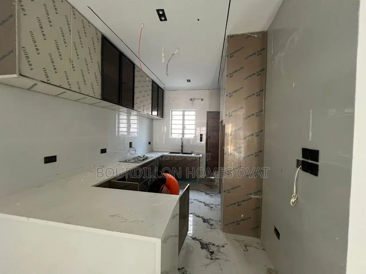 4bdrm Duplex in Lekki Phase 1 for sale in Lekki Phase 1