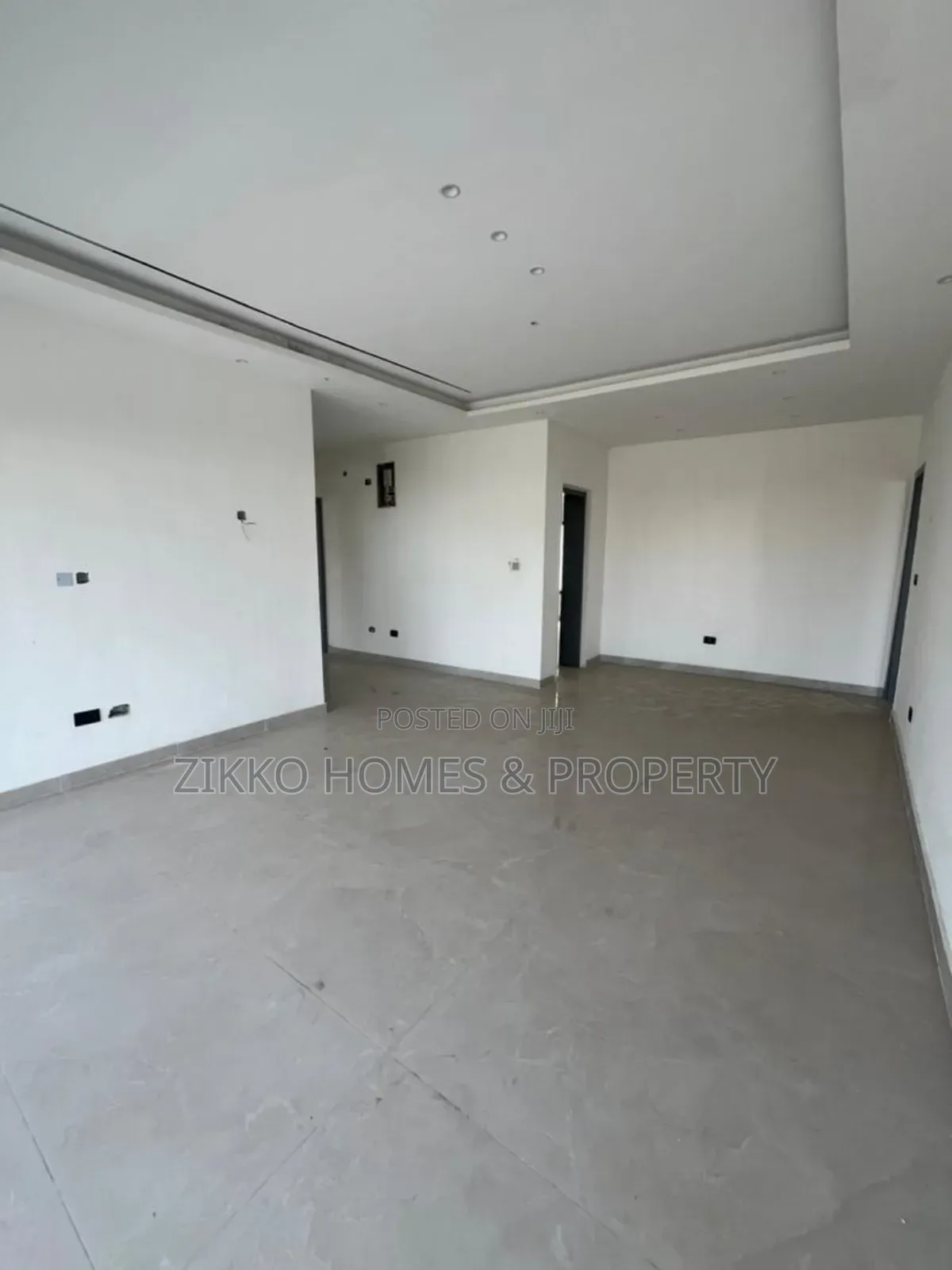 5bdrm Duplex in Royal Gardens Estate, Ajah for sale in Ajah