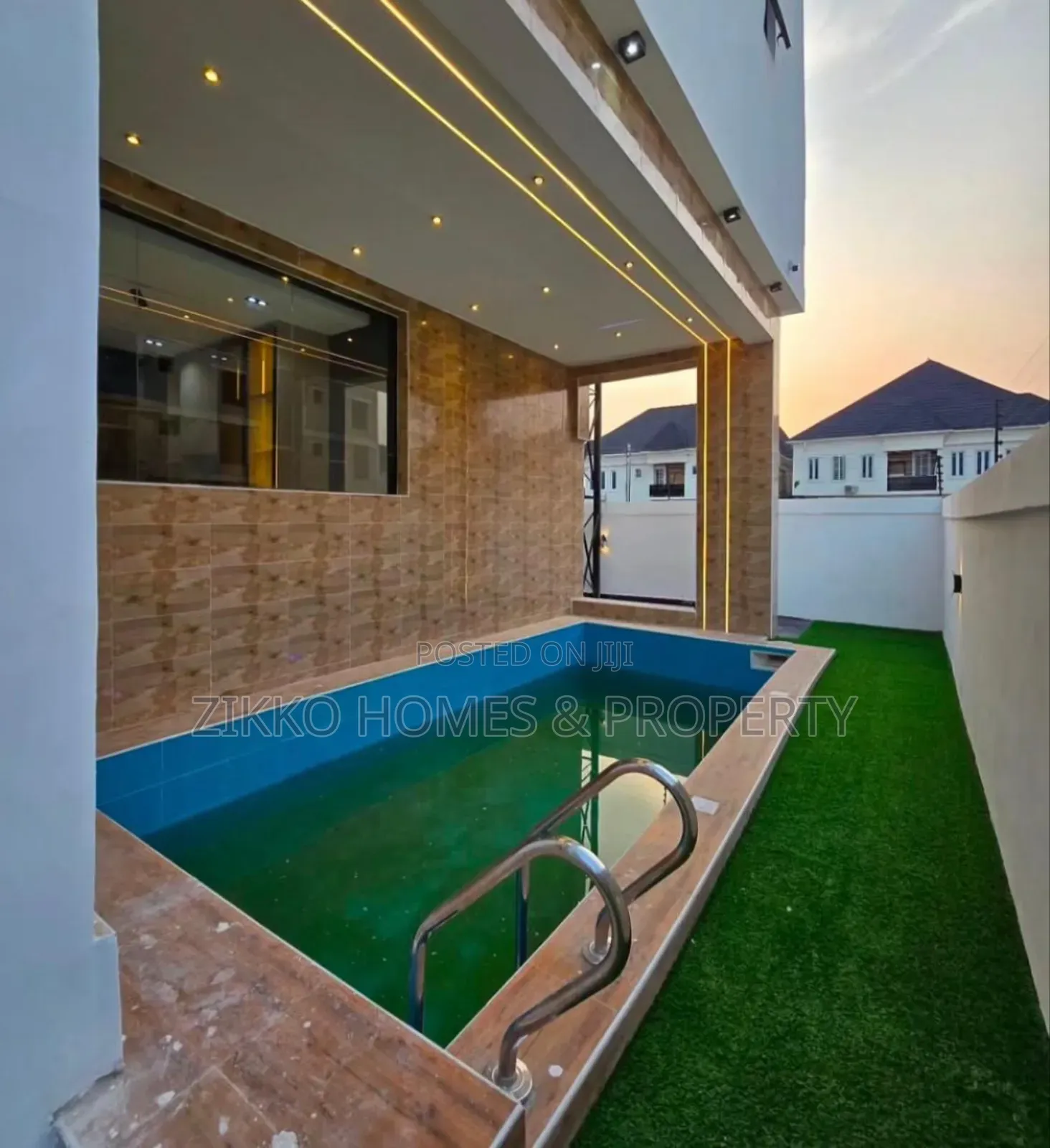 5bdrm Duplex in Vgc for sale in VGC / Ajah