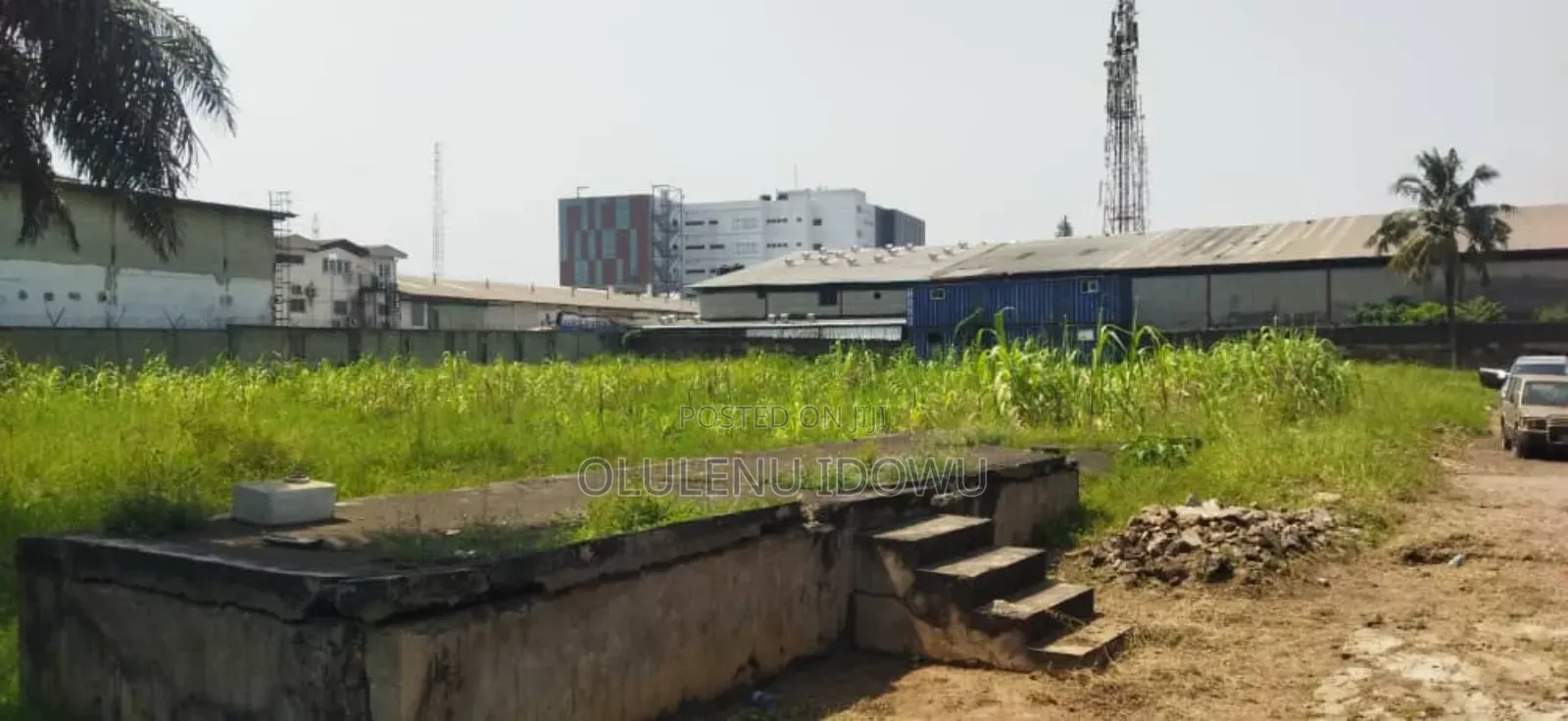 For Sale Warehouse on 2 Accers for Sale at Surulere. in Surulere