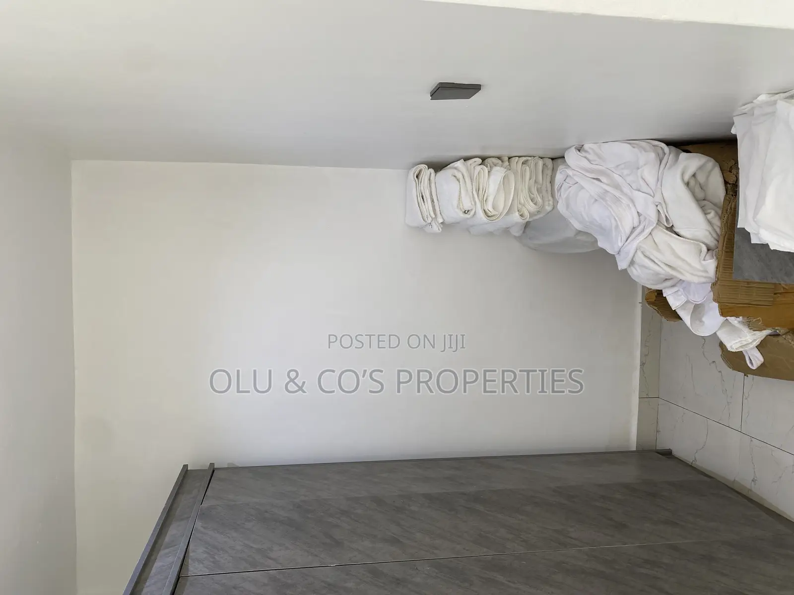 Furnished Studio Apartment in Wuye for rent in Wuye