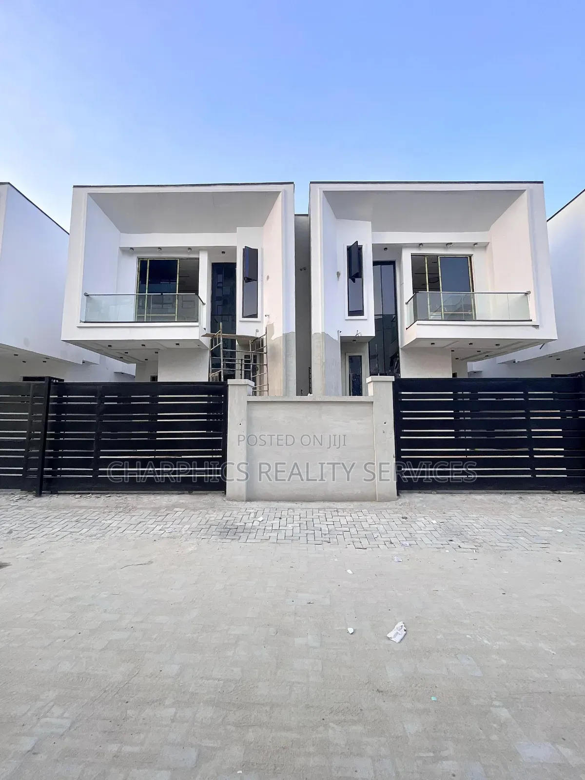 4bdrm Duplex in Ikate for sale in Ikate