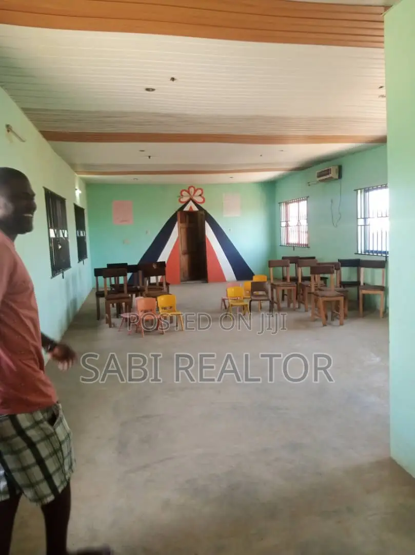 Investment Opportunity || 1,596 SQM School Space for Sale in Agege