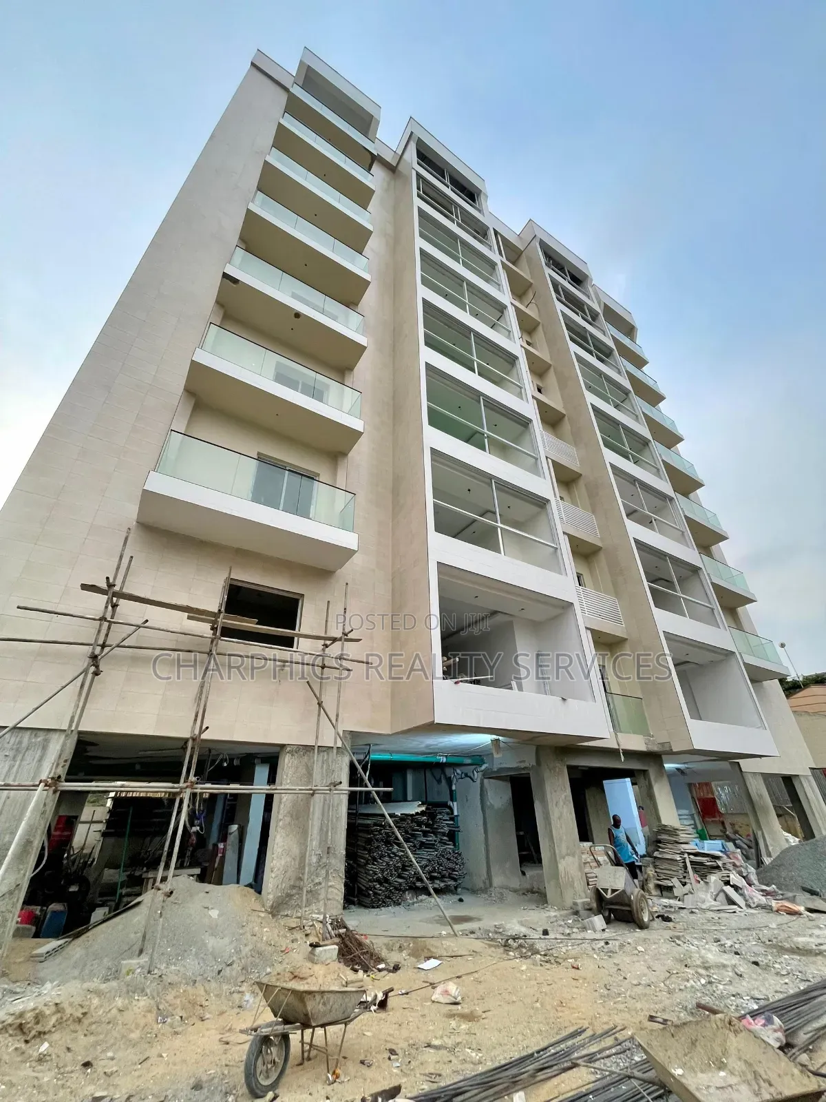 3bdrm Apartment in Victoria Island for sale in Victoria Island