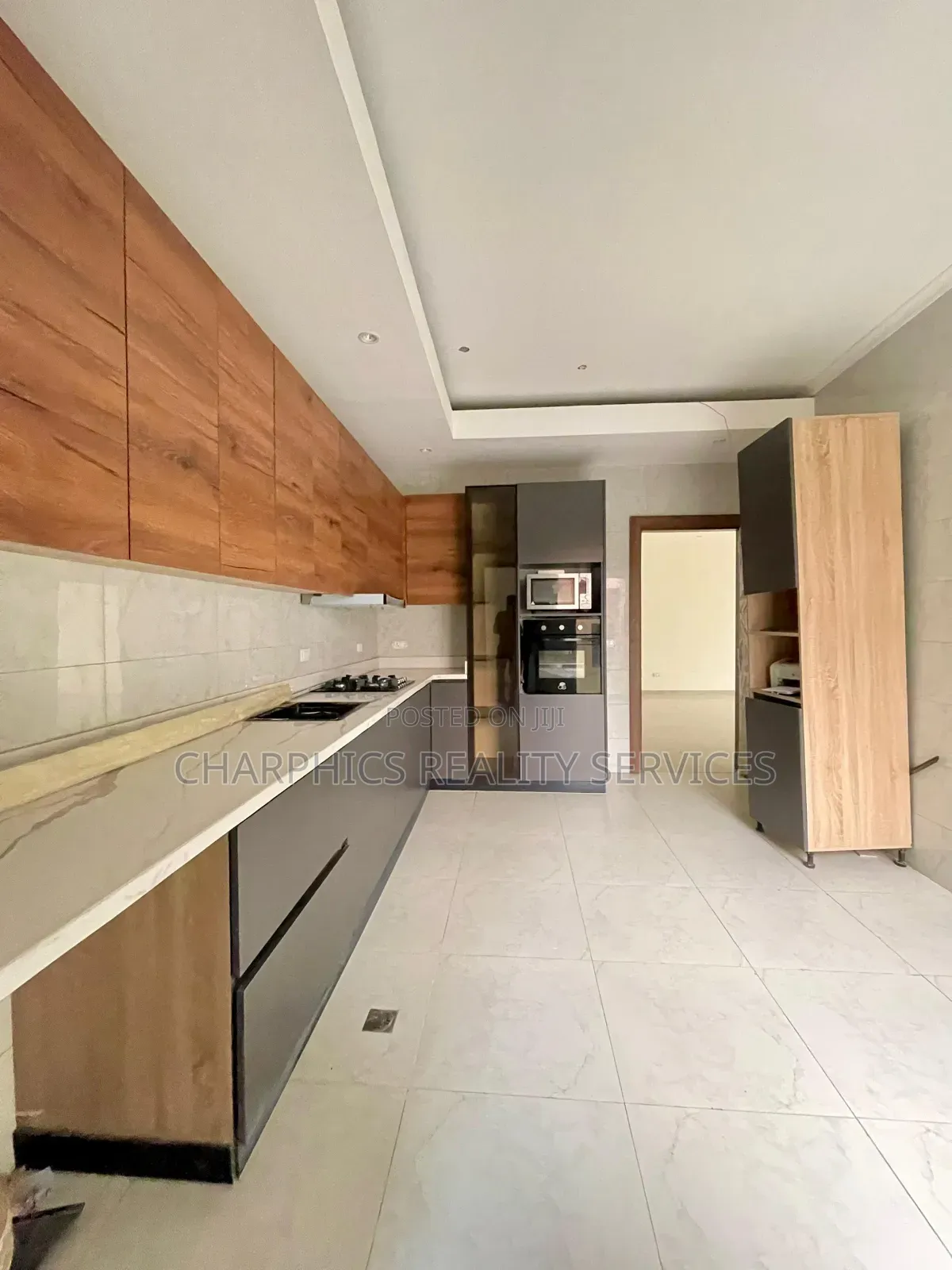 3bdrm Apartment in Victoria Island for sale in Victoria Island