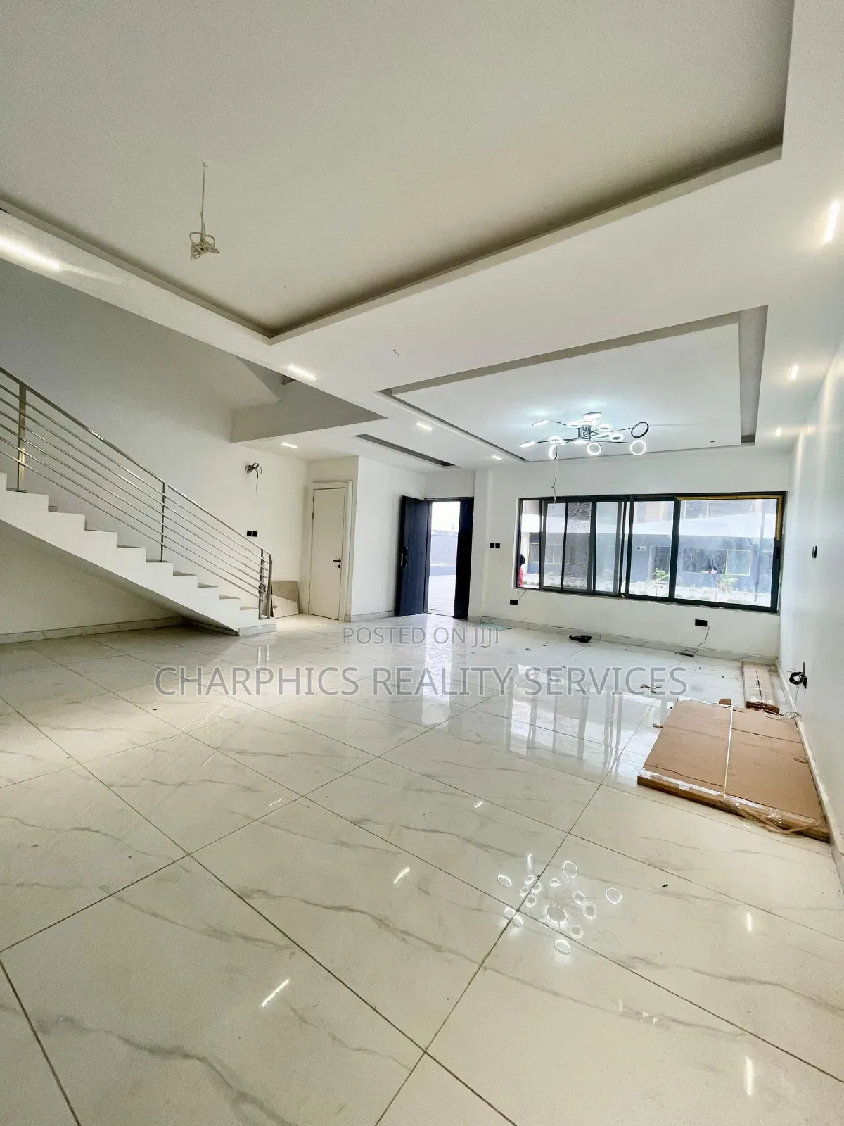 4bdrm Duplex in Ikate for sale in Ikate
