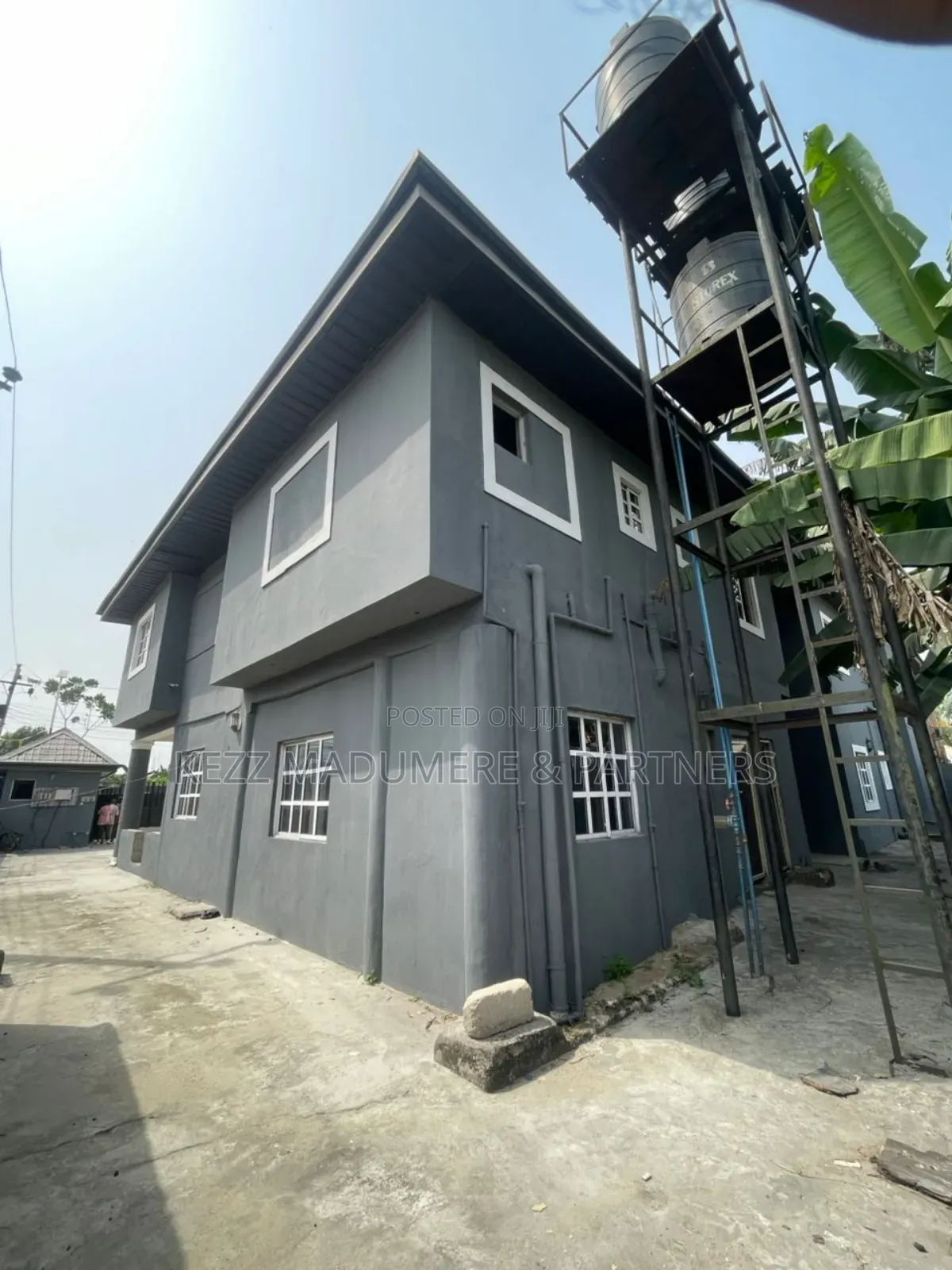6bdrm Block of Flats in Off Nta Rd , Port for sale in Port-Harcourt