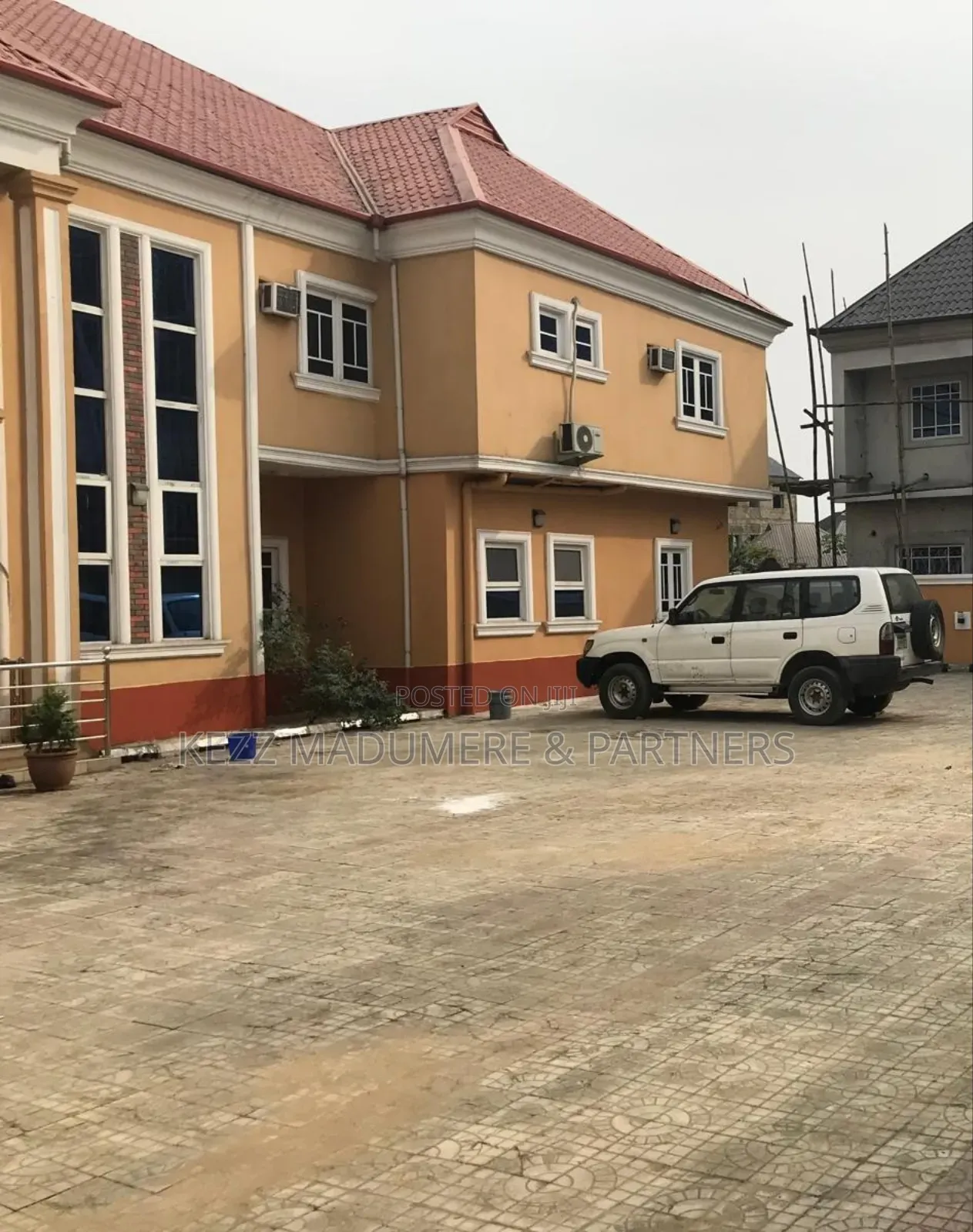 For Sale: Non Functional 16 RMS Hotel in Ph in Port-Harcourt