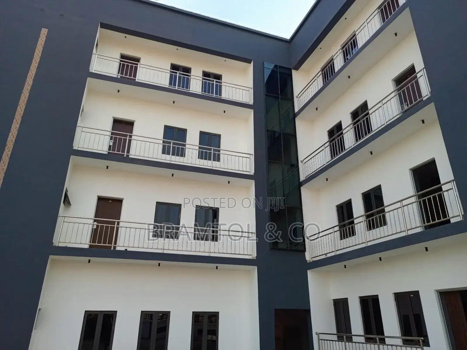 3bdrm Block of Flats in Durumi for rent in Durumi