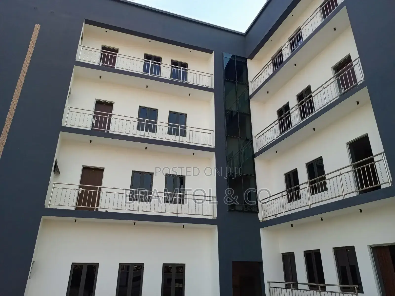 3bdrm Block of Flats in Durumi for rent in Durumi
