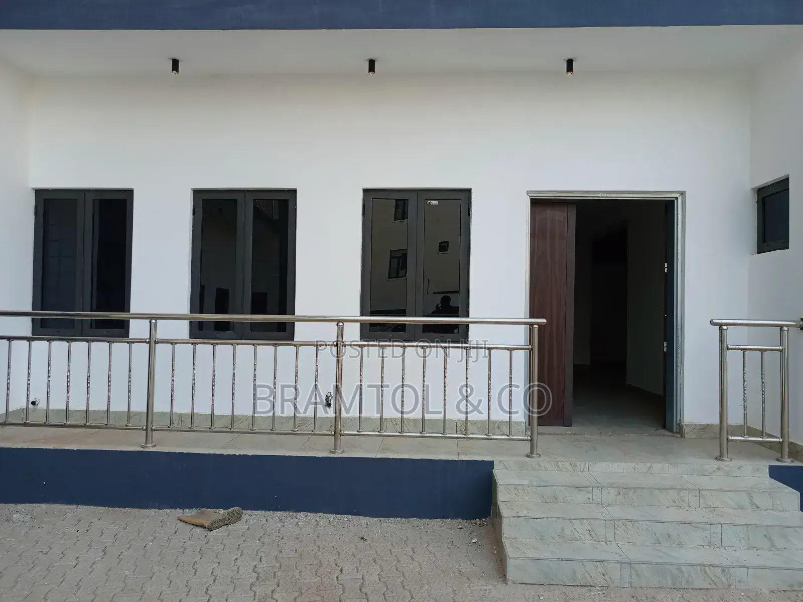 3bdrm Block of Flats in Durumi for rent in Durumi