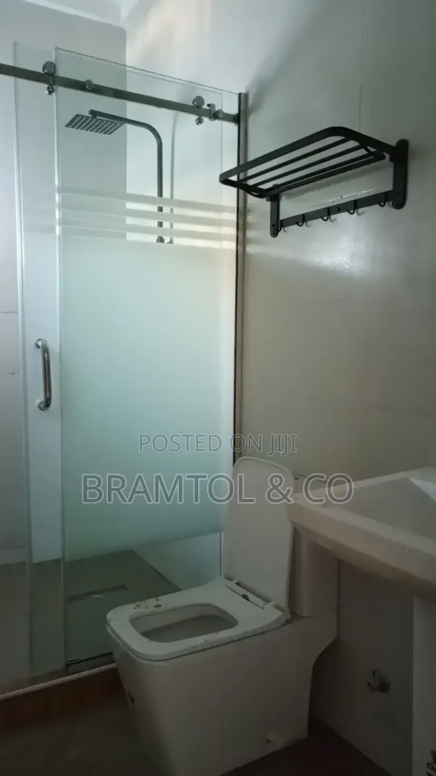3bdrm Block of Flats in Durumi for rent in Durumi