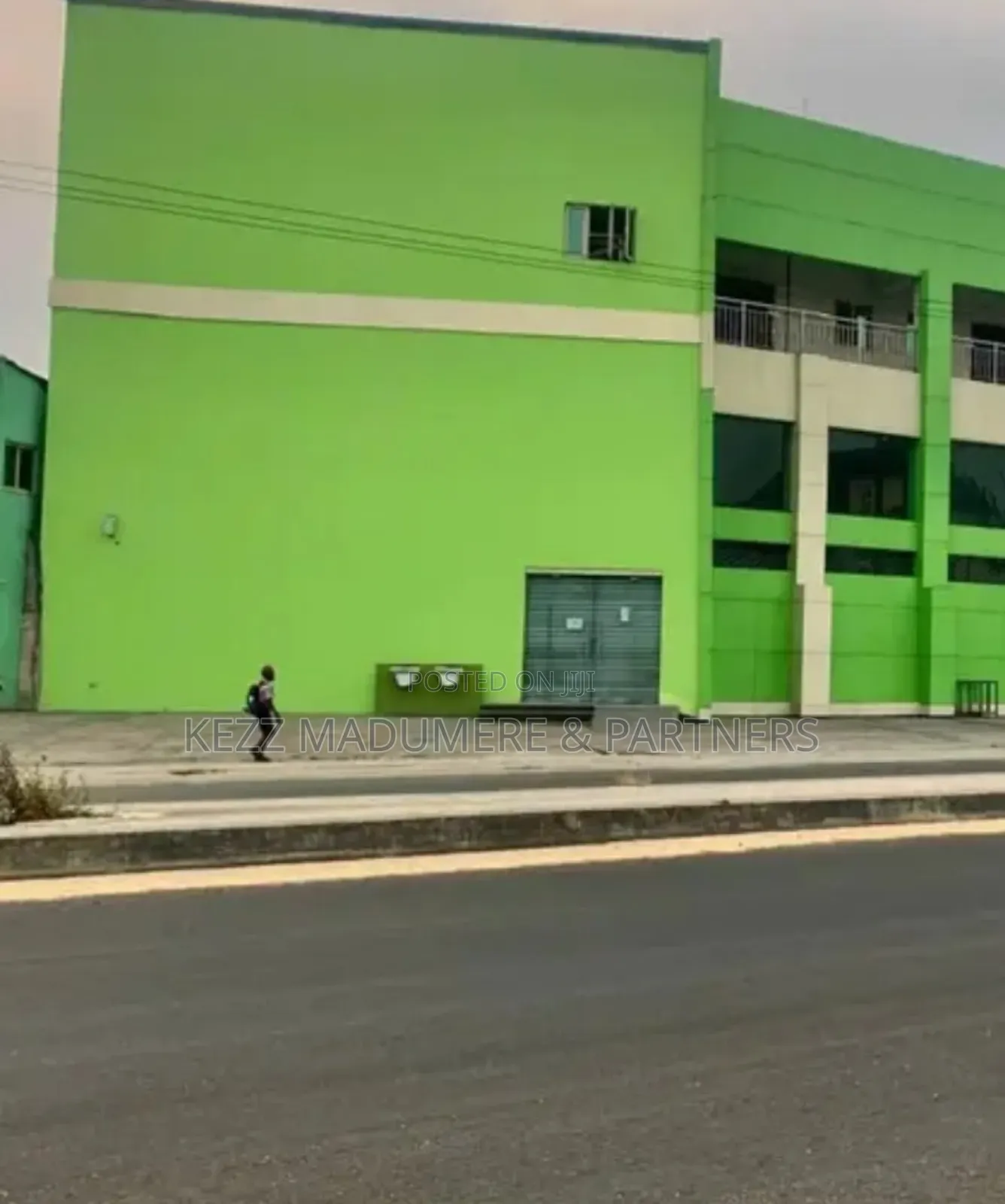16bdrm House in Port Harcourt , for Sale in Port-Harcourt