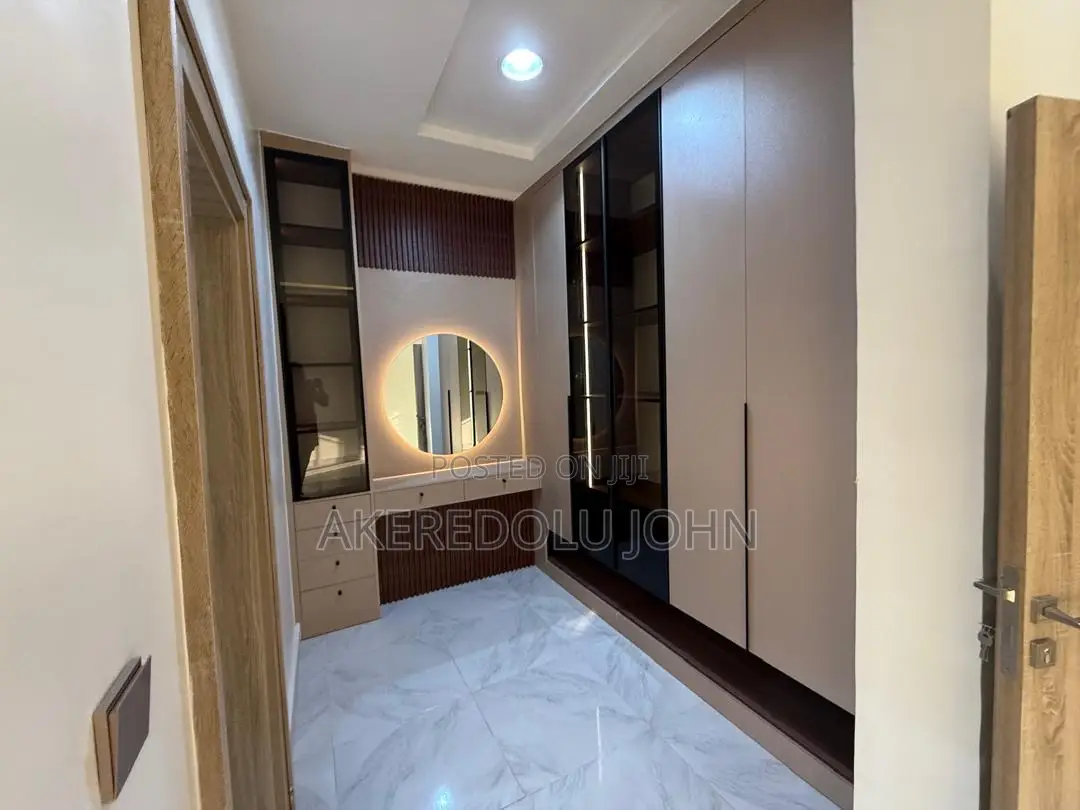 4bdrm Townhouse/Terrace in Zone 4 / Wuse for Sale in Zone 4 / Wuse