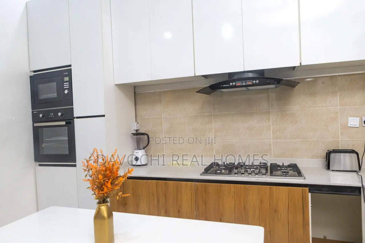 4 Bedroom Semi Detached House in Lekki Phase 1