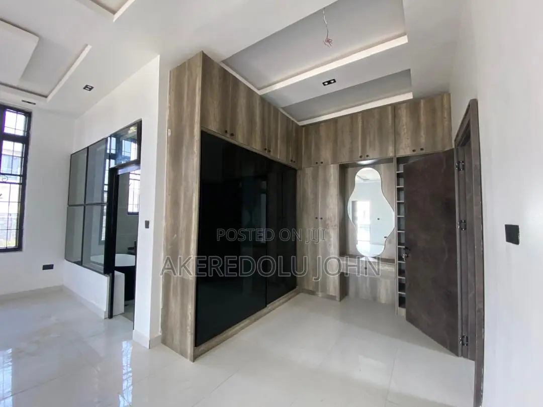 5bdrm Duplex in Galadimawa for sale in Galadimawa