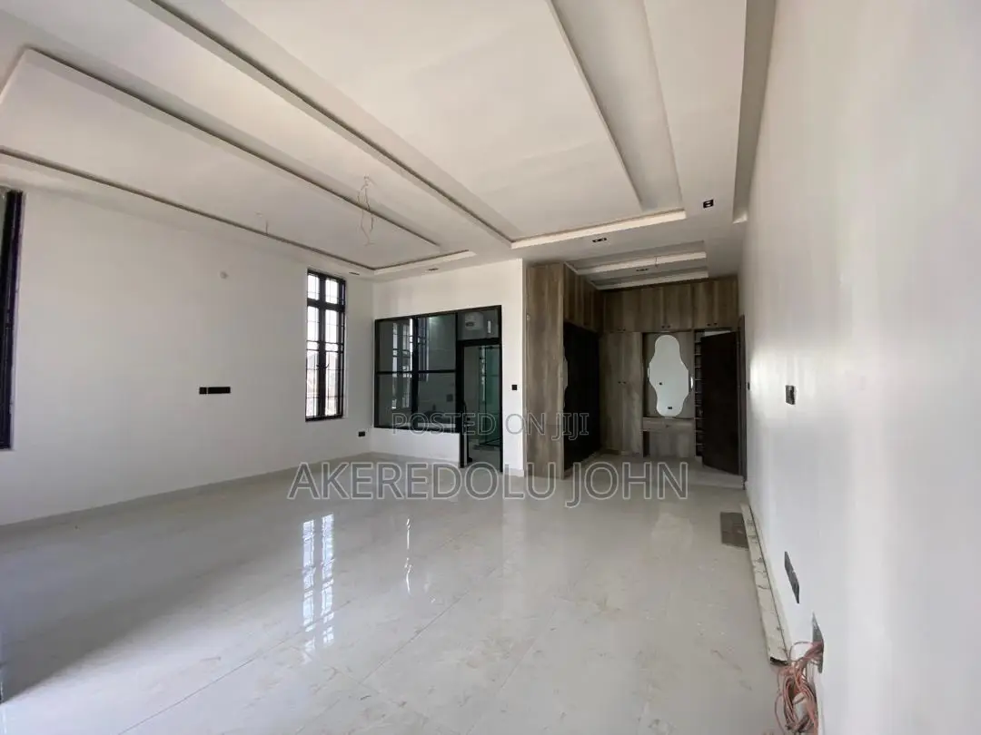 5bdrm Duplex in Galadimawa for sale in Galadimawa