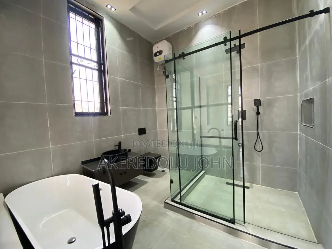5bdrm Duplex in Galadimawa for sale in Galadimawa