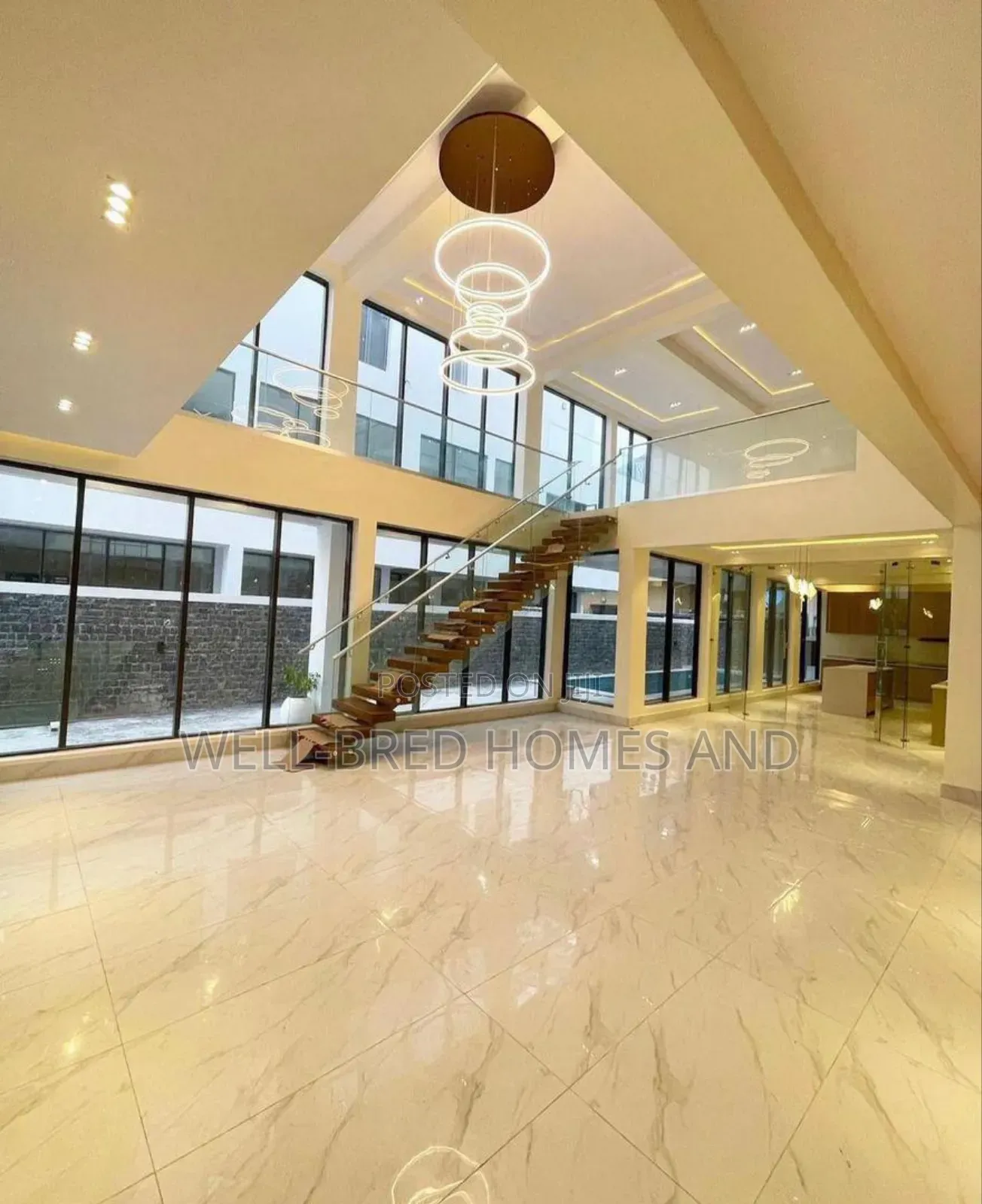 5bdrm Duplex in Lekki Phase 1 for sale in Lekki Phase 1