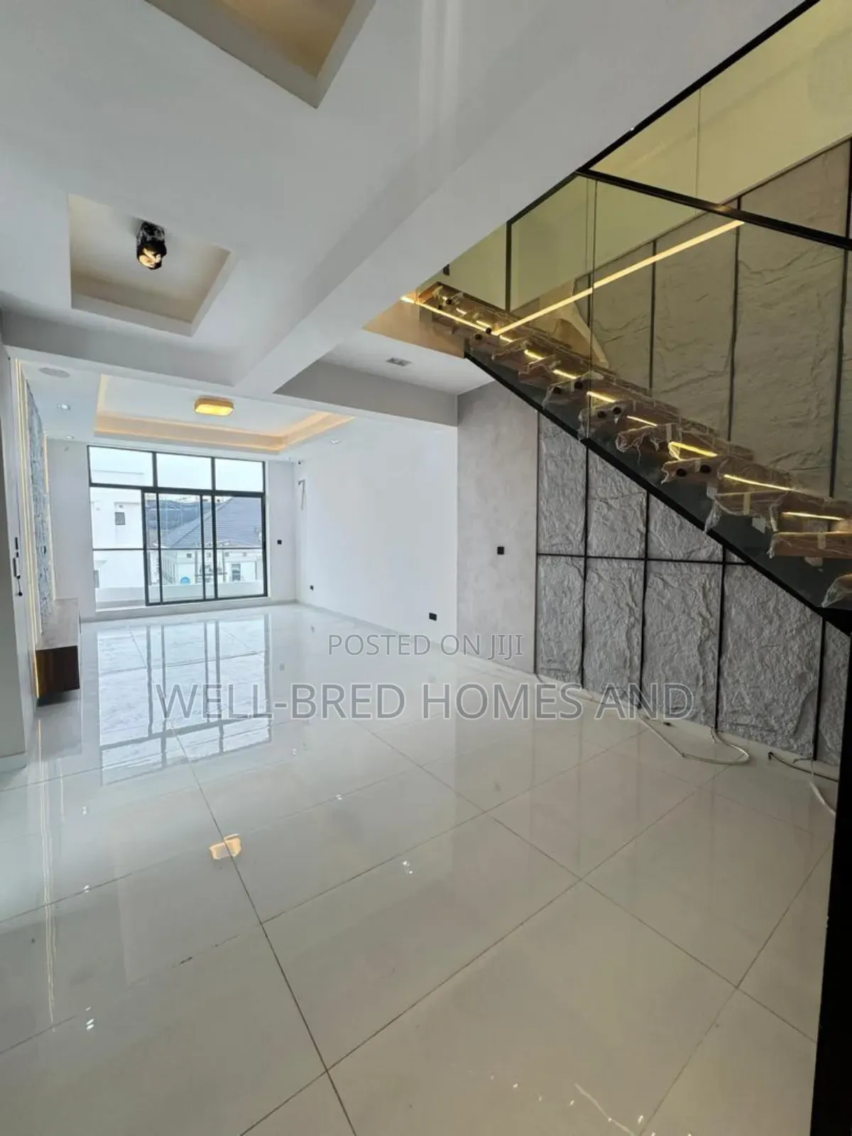 4bdrm Maisonette in Lekki Phase 1 for sale in Lekki Phase 1
