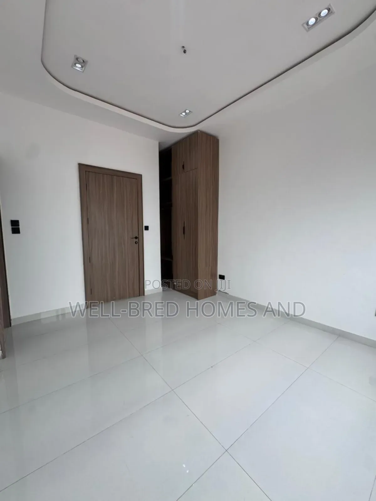 4bdrm Maisonette in Lekki Phase 1 for sale in Lekki Phase 1