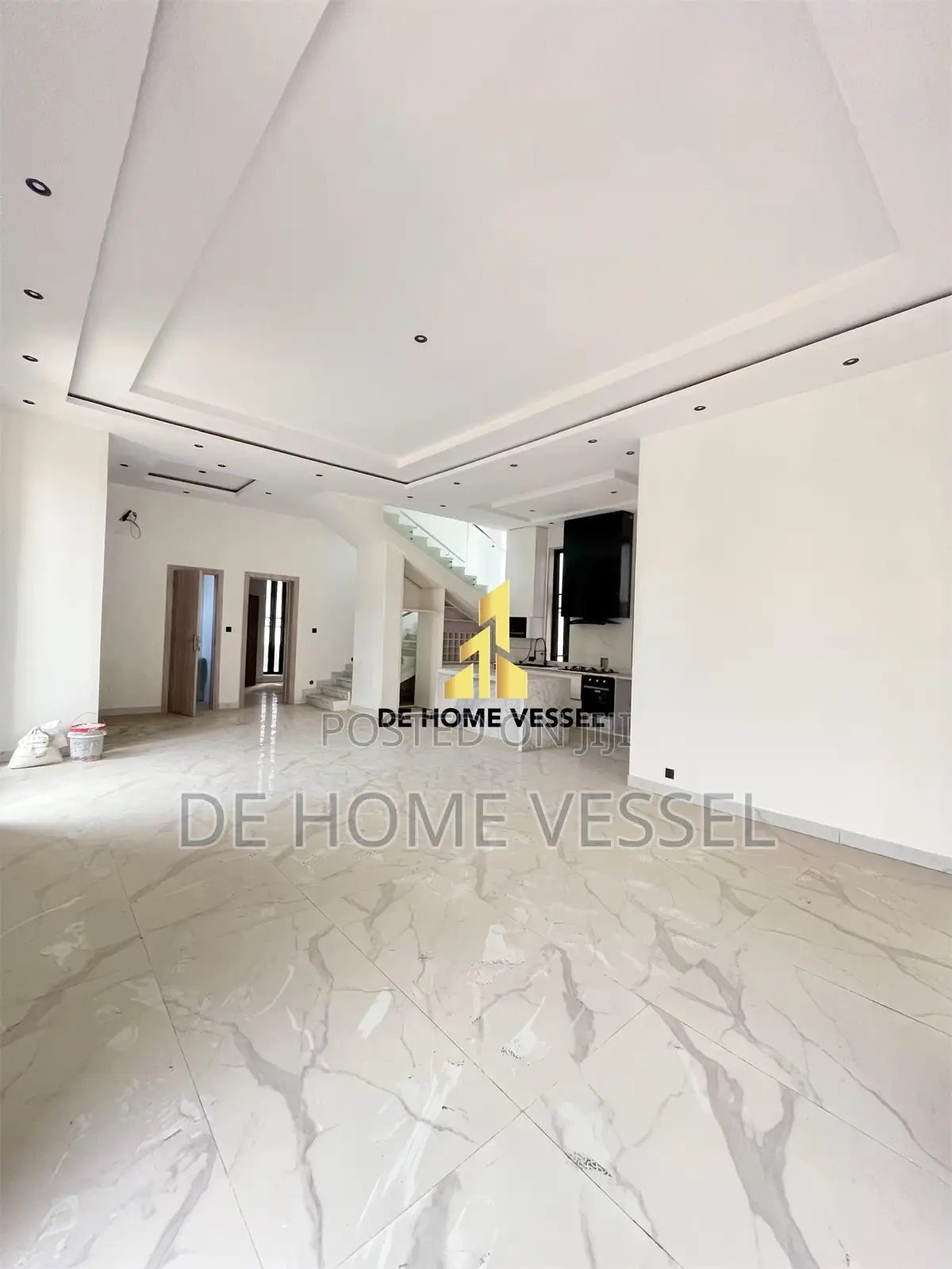 5bdrm Duplex in Osapa london for sale in Osapa london