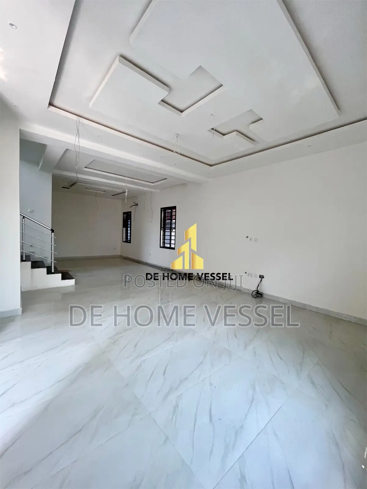5bdrm Duplex in Ikate for sale in Ikate