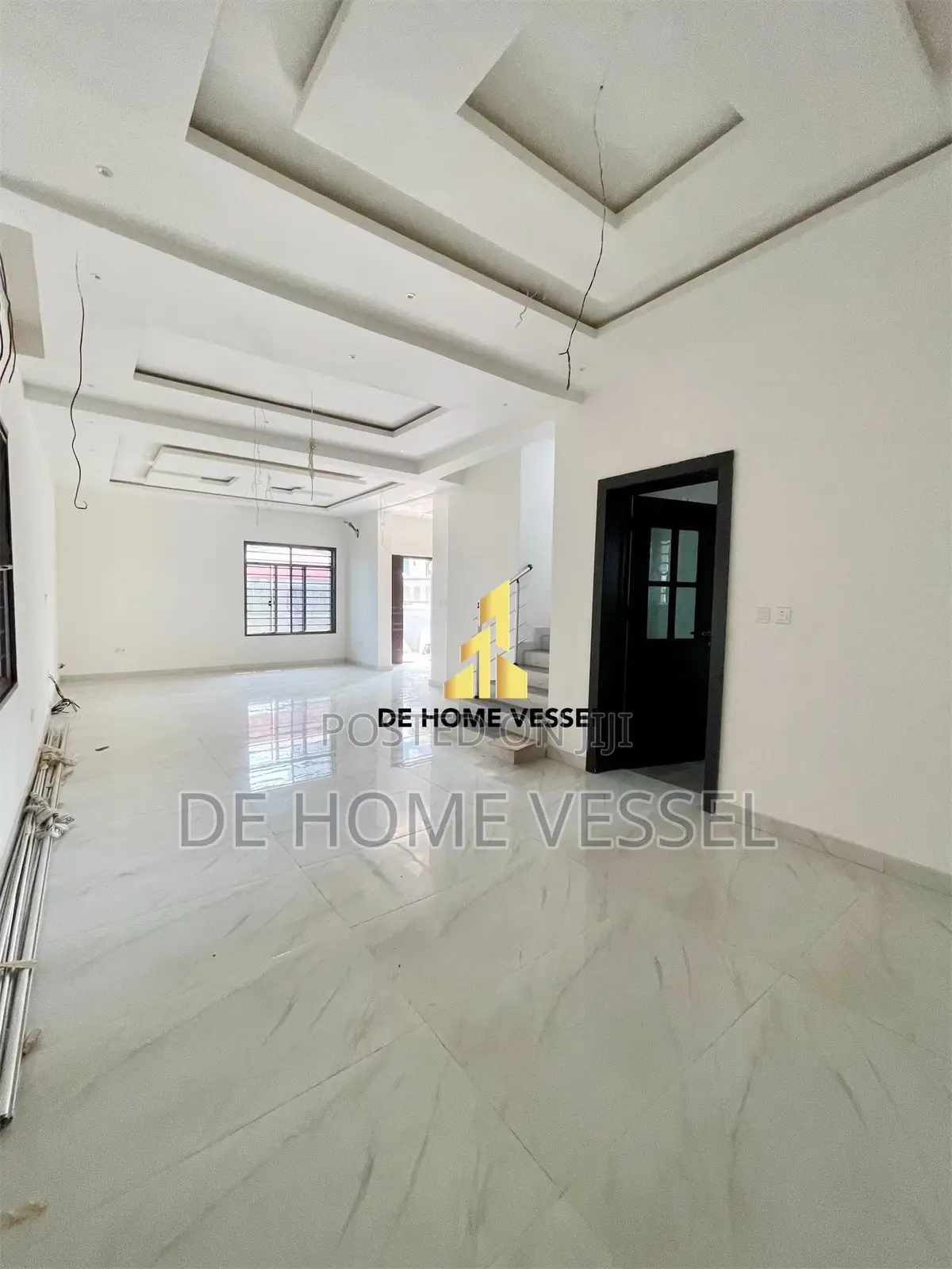 5bdrm Duplex in Ikate for sale in Ikate