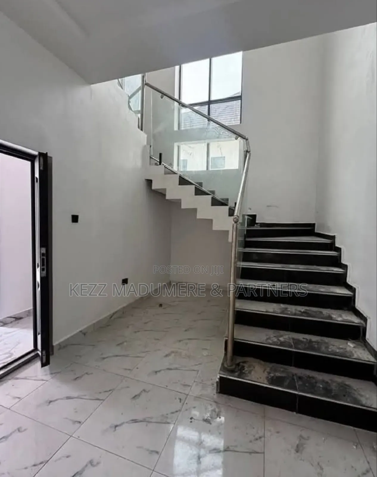 4bdrm Duplex in Dr Peter Odili , for sale in Port-Harcourt