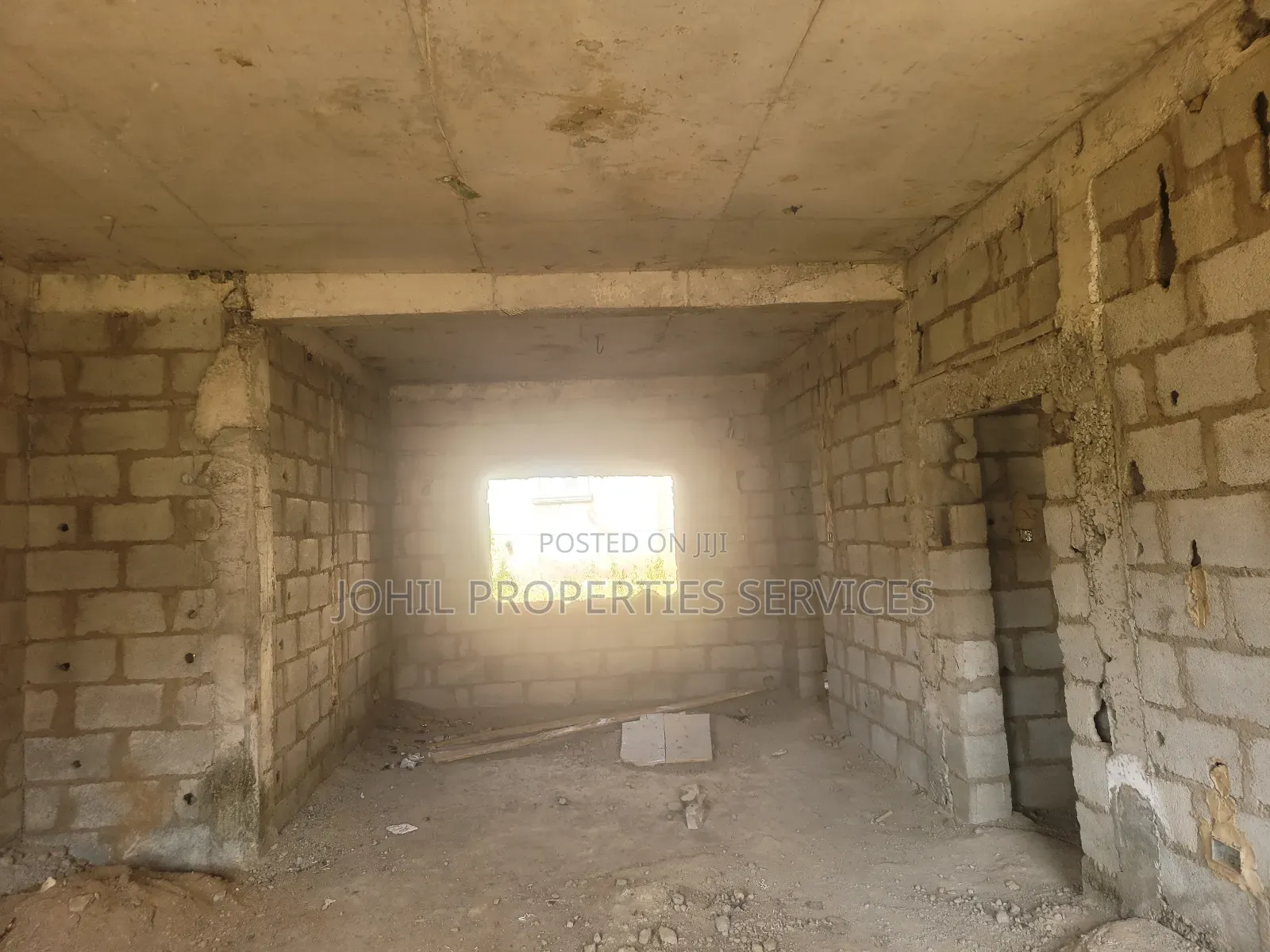 4bdrm Duplex in Naf Valley Estate for sale in Idu Industrial