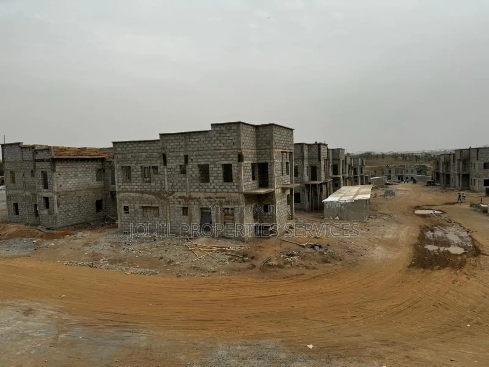 4bdrm Duplex in Naf Valley Estate for sale in Idu Industrial