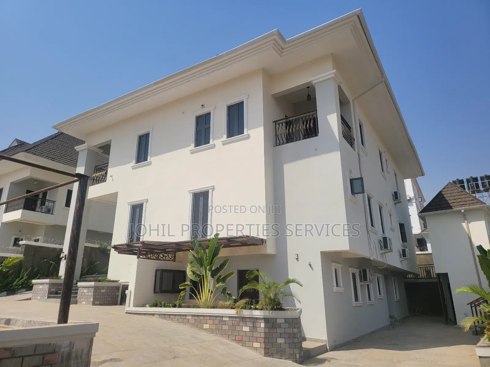 5bdrm Duplex in Naf Valley Estate, Asokoro for sale in Asokoro