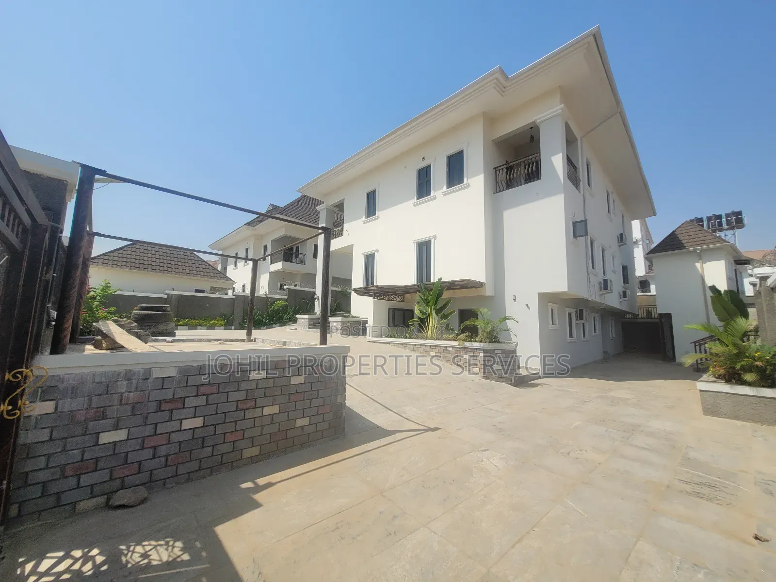 5bdrm Duplex in Naf Valley Estate, Asokoro for sale in Asokoro