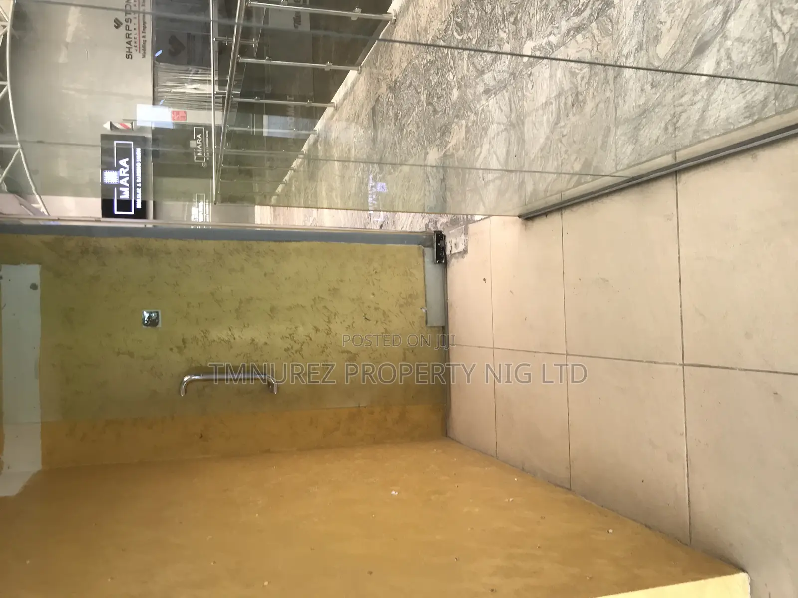 Showroom Shop Open Space for Rent in Lekki Phase 1