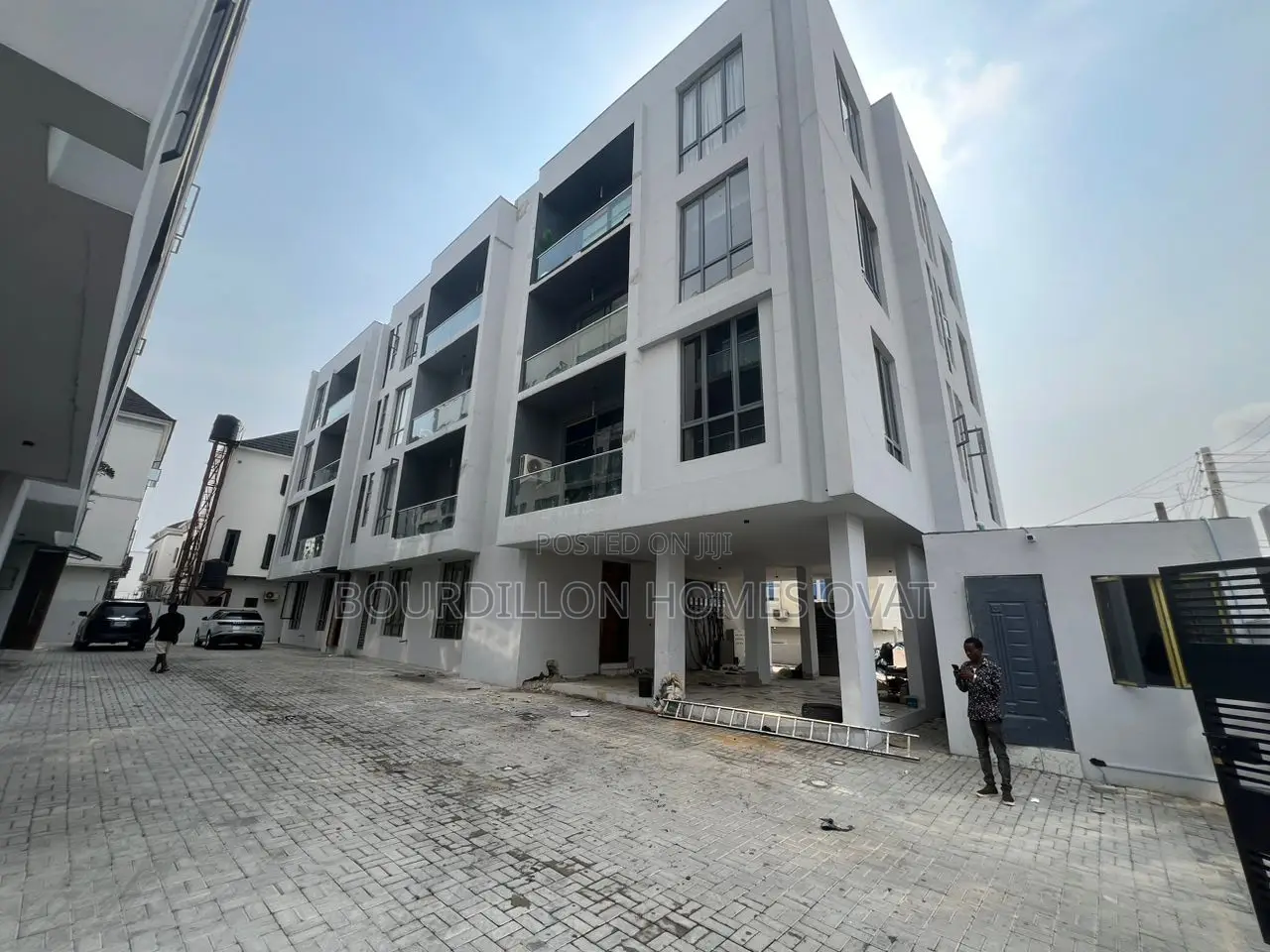 2bdrm Apartment in Chevron for sale in Chevron