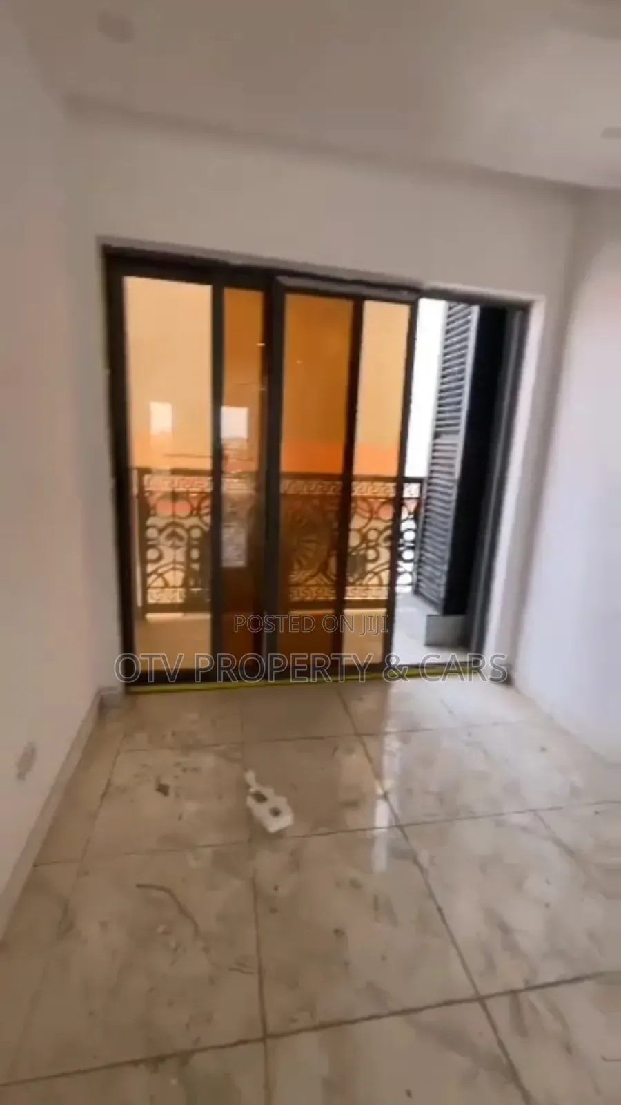 Furnished 3bdrm Penthouse in Lekki Phase 1 for sale in Lekki Phase 1