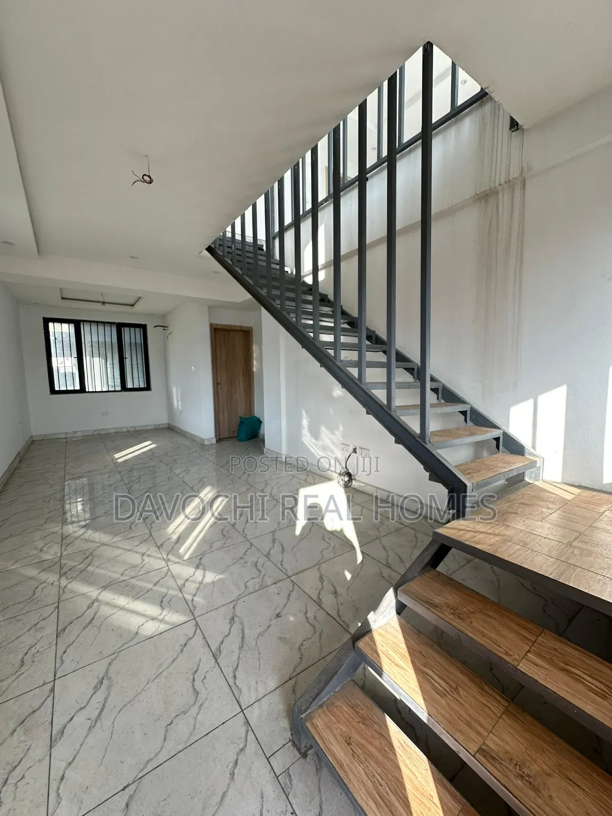 2bdrm Apartment in Mobile Road, Lekki for rent in Lekki