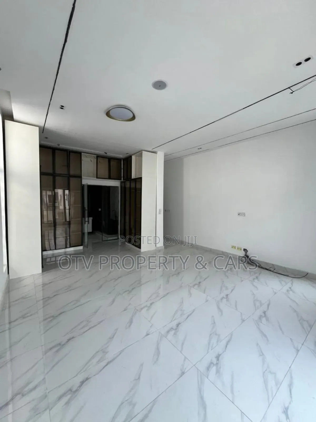 Furnished 4bdrm Maisonette in Lekki Phase 1 for sale in Lekki Phase 1