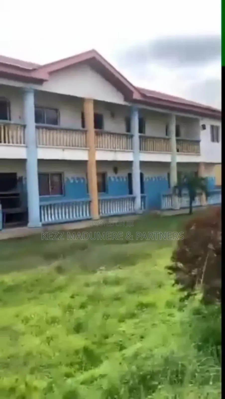 For Sale: Non Functional School in Woji, Port Harcourt in Port-Harcourt