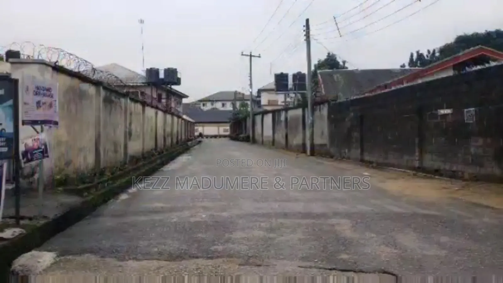 7bdrm Block of Flats in Rumuduru, Port for sale in Port-Harcourt