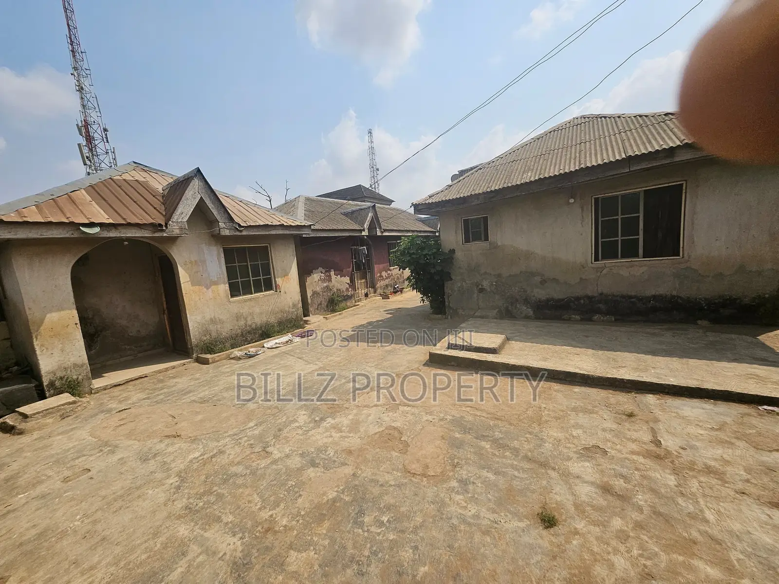 1bdrm Block of Flats in Igando for sale in Ikotun/Igando