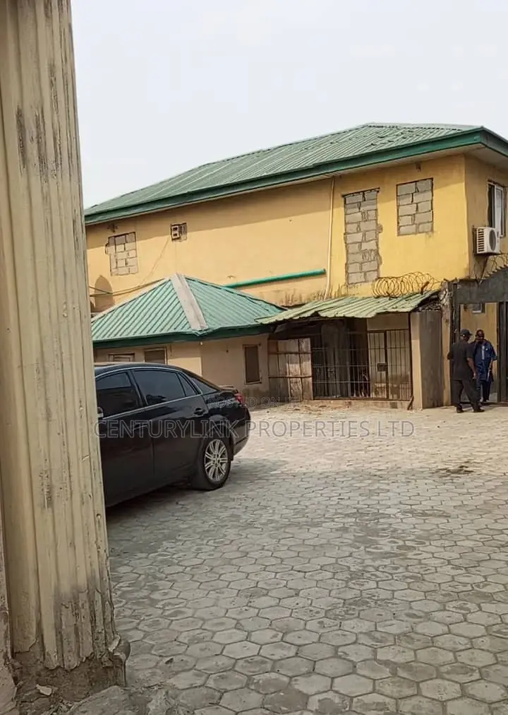 For Sale a Mini Complex of 9 Units Shops, 4 Units, 2-Bedroom in Ado / Ajah