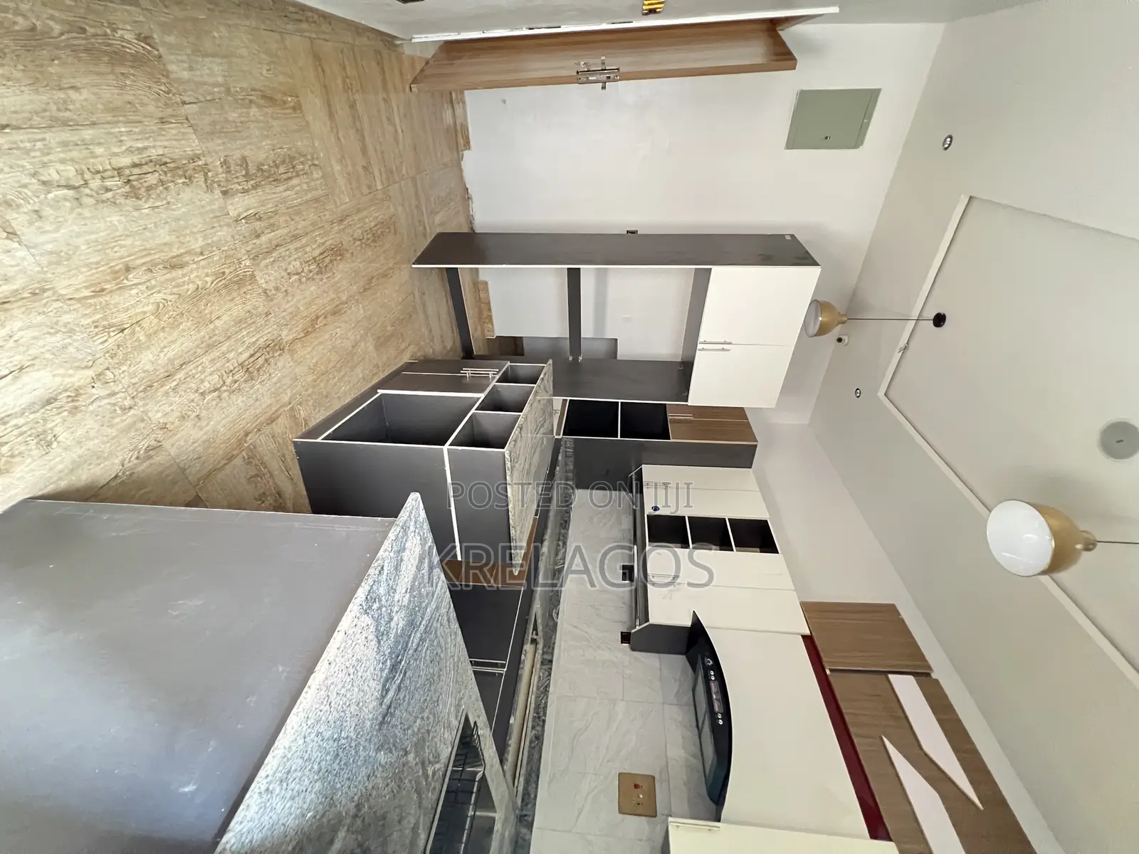 4bdrm Duplex in Orchid, Chevron for sale in Chevron